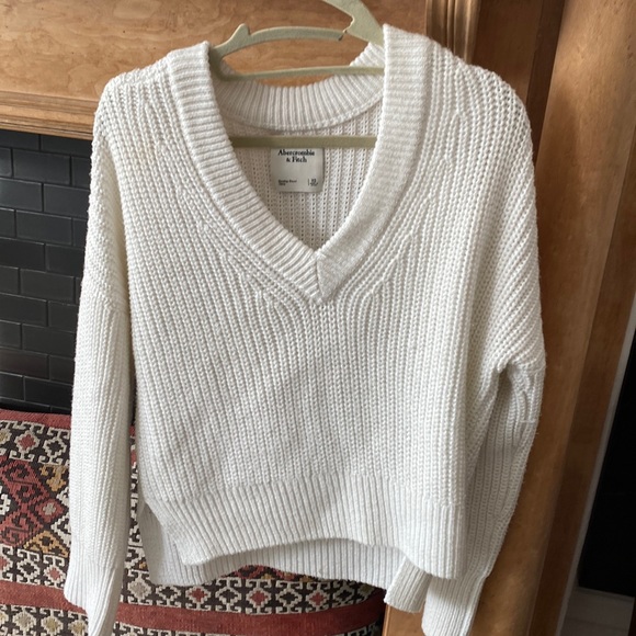 Abercrombie cable knit cropped sweater - Picture 1 of 3